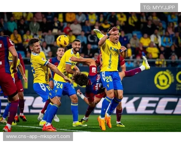 巴萨防线堪忧，3-3平布鲁日，晋级形势愈加严峻，巴萨主场不败