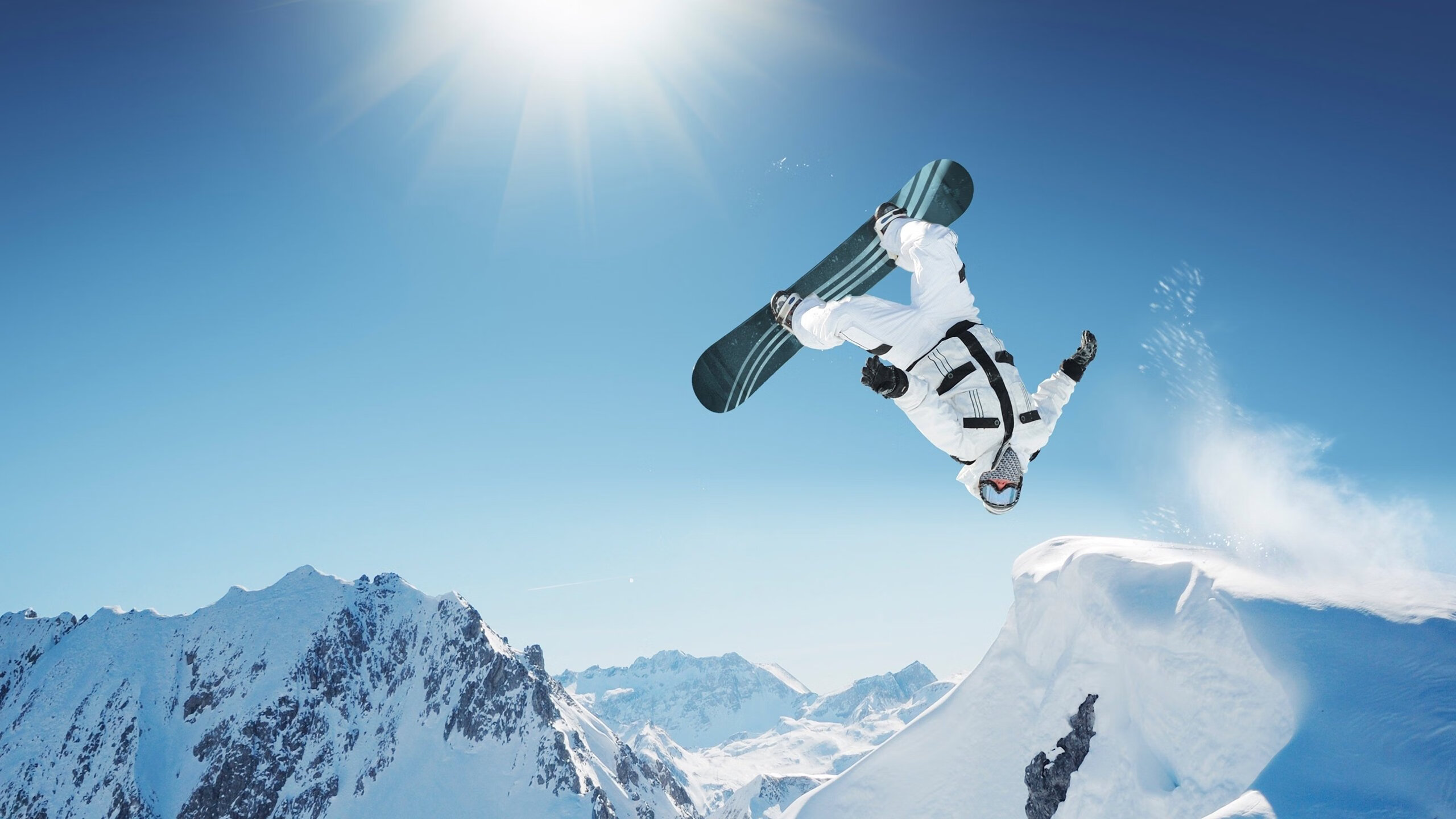 帕特森展现出全面的战术适应力,让袋鼠队在各个方面都占有优势