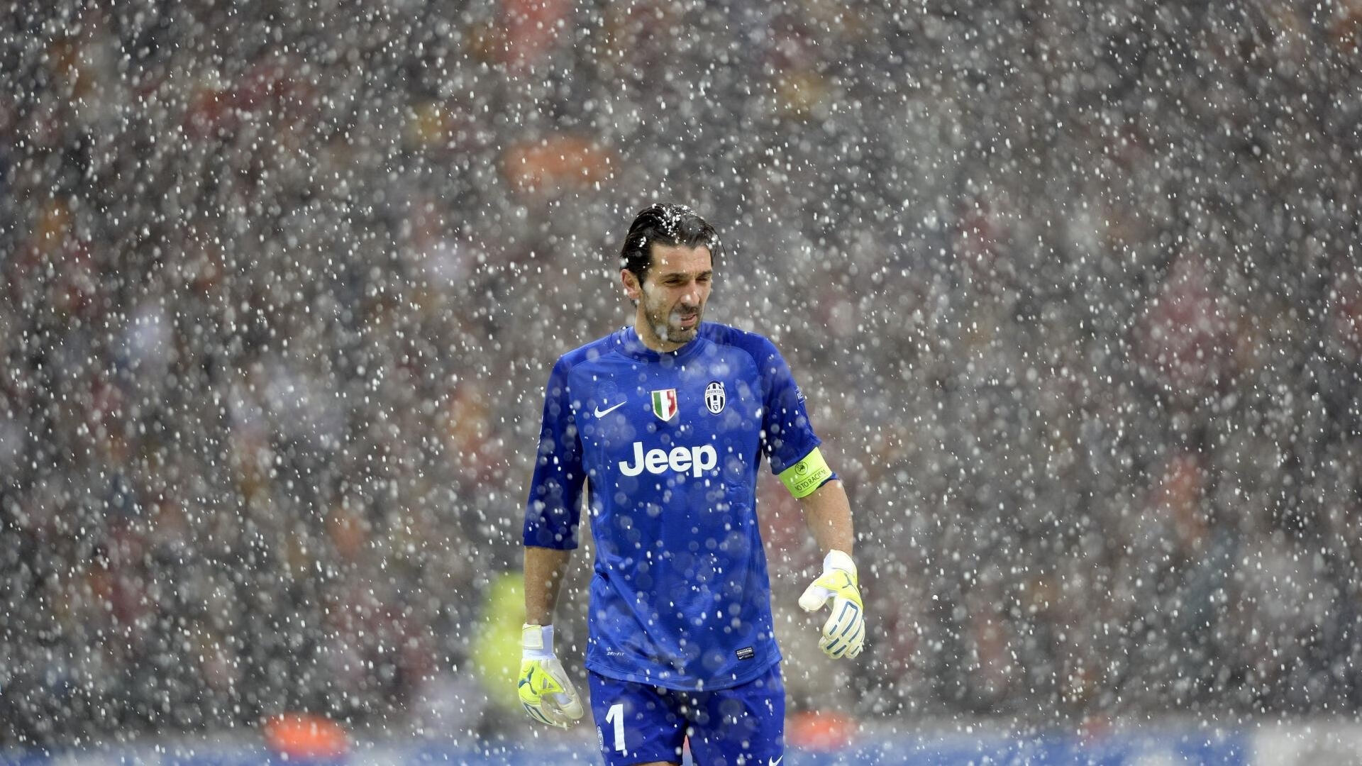 德甲节奏快如闪电:攻守互换,场面火爆!,德甲打法